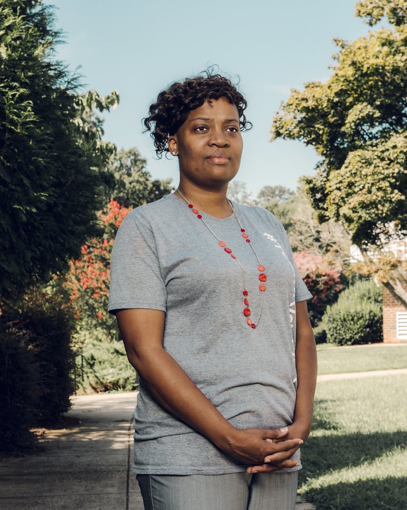 'I Work 3 Jobs And Donate Blood Plasma to Pay the Bills.' This Is What It’s Like