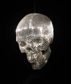 Mirrored Disco Skull.