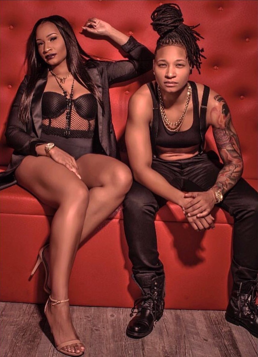 blacklesbianlovelab:Ever crushed on twins #blacklesbians? Well this beautiful duo