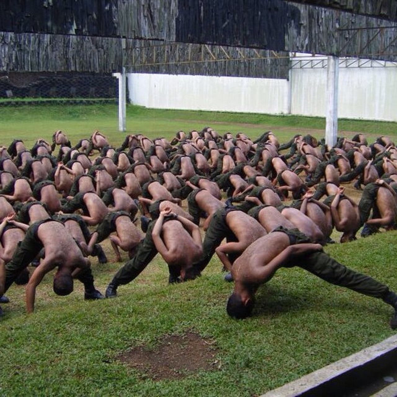 ★ Nude Soldiers ★