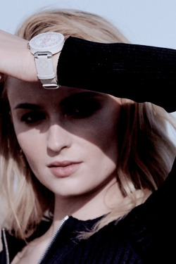 ohsophieturner:   Sophie Turner for Louis Vuitton Tambour Campaign   