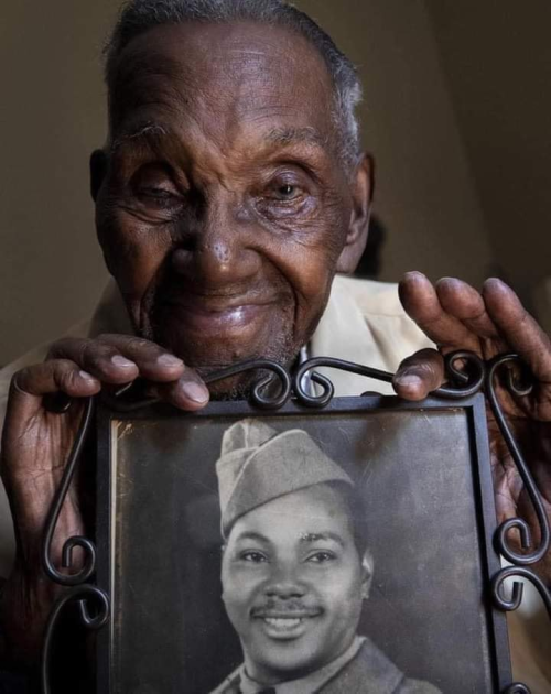 blondebrainpower:  Lawrence Brooks is the oldest World War II veteran in the United States. Lawrence Brooks turned 112 on Sept. 12, 2021 with a boisterous party outside his New Orleans home, including a vehicle parade, two brass bands and, of course,