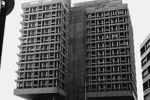 architectureofdoom:
“ Office building downtown Lille, north of France. Submitted by alexdesson
”