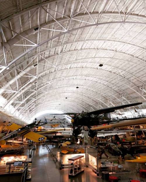 I have to say I’m really impressed by the Air and Space museum. Opened in 2003, its two huge h