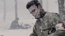 prettiestcaptain:HBO War + smoking(requested by vat-69)