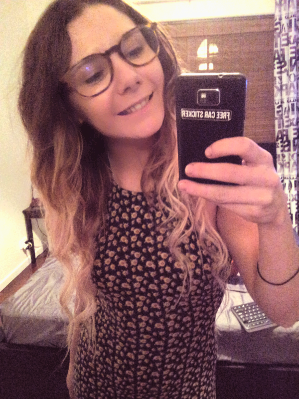 fuckmeflowerchild:  I wear glasses. After yoga. Studying. Butt as requested.