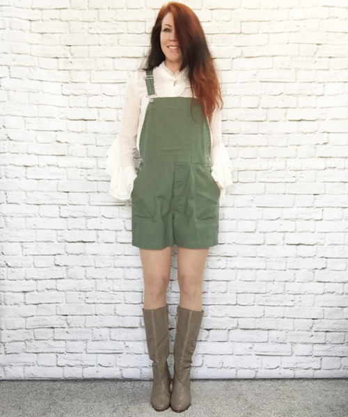 Rompers and jumpers in the shop!