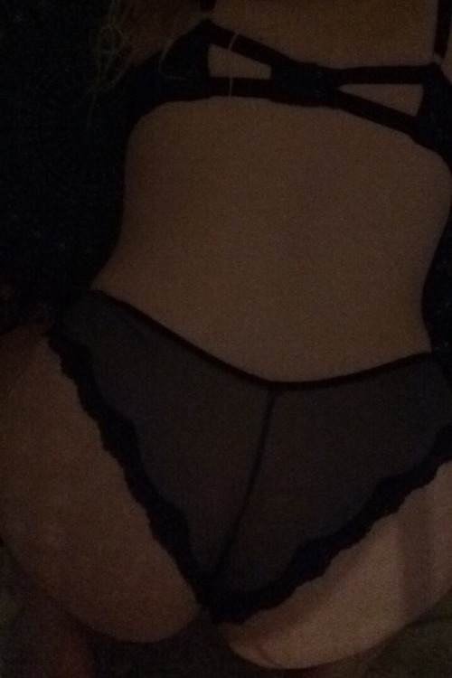 xxgodessxx:  I’m a naughty little slut who needs to be taught a lesson… Any takers?
