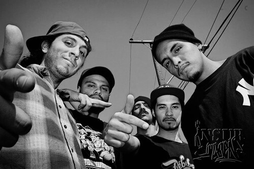 rap4lif3:  Yo Vengo de chile pero del chile popular  El chile de los miles y miles