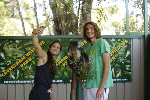 Maria Sakkari and Stefanos Tsitsipas during Hopman Cup 2018 (via x)