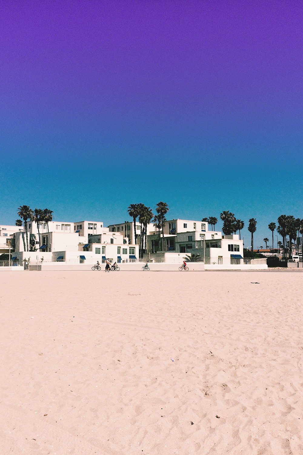 motivationsforlife: Huntington Beach by Greg Rakozy jan. 5, 2016 @ unsplash.com