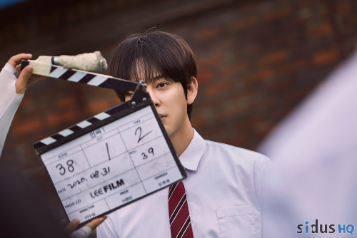 210310 DONGHYUN in the behind the scenes for his leading role of the movie 인싸 (INSSA) ~ part 2Cr: si