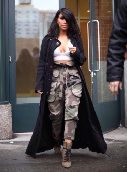 kuwkimye:  Kim out in NYC - February 9, 2015