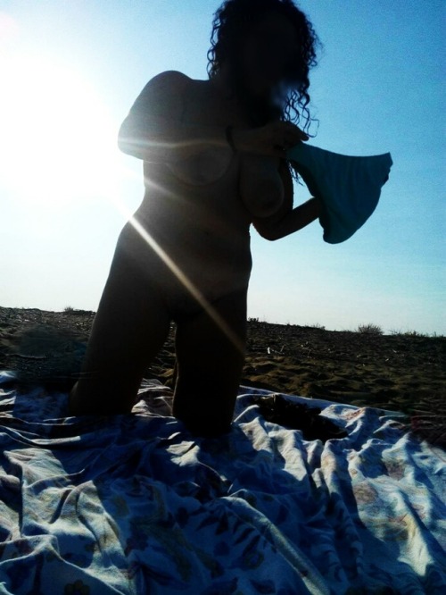 ferrislina: Oggi metteró tutto il giorno le foto fatte a Marianelli ,spiaggia nudista , vicin