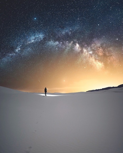 | Discovery | White Sands, New Mexico.