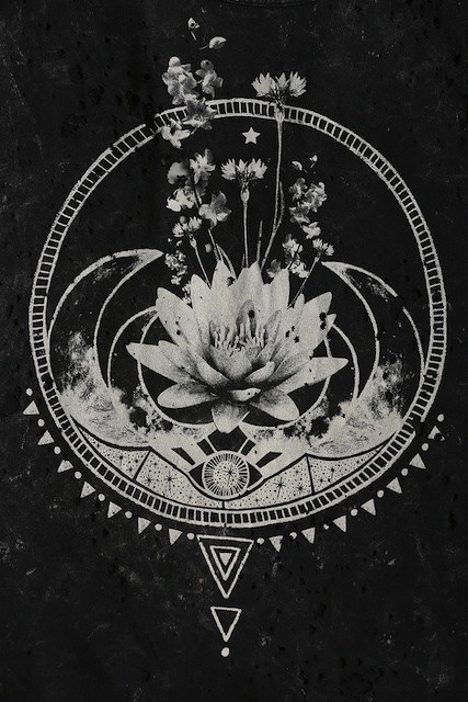 psychedelicsex:  ॐ not my photo ॐ