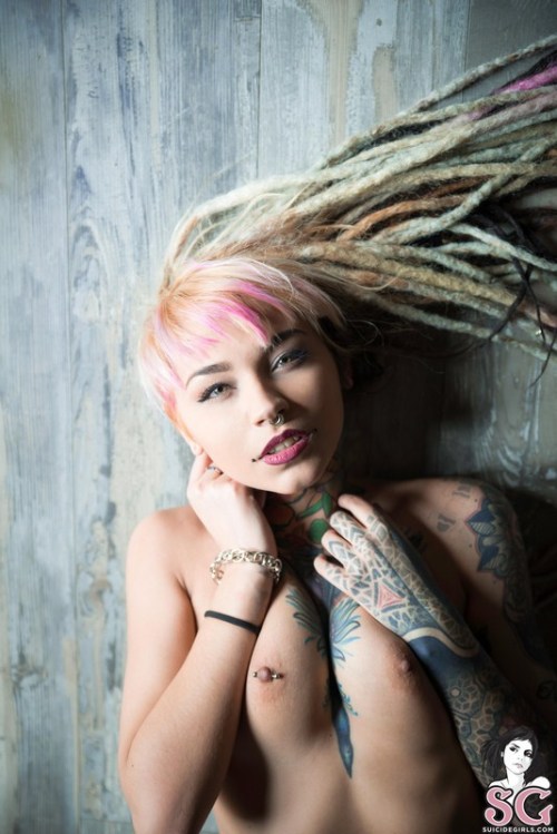 XXX suicidegirlsallday:  Fishball - Make It Happen photo