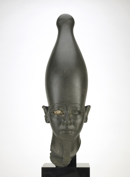 theancientwayoflife:~ Head of a pharaoh.Period: 5th-6th Dynasty, Old KingdomDate: ca. 2675-2130 B.C.
