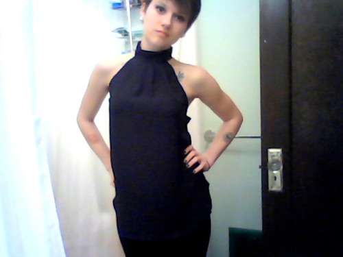 lolacordelia:  wearing this instead.
