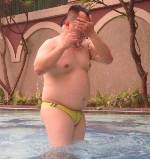 speedochubby:  Thai chub guy