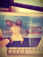 princealiababwaa:  spenacethemenace:  So that’s what he was doing this whole time…  He was dancing with Jesus