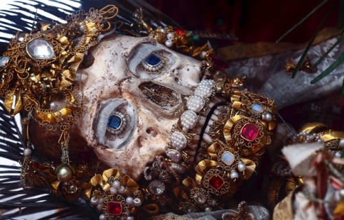 thebvnnycvlt:Bejeweled Relics of Christian Martyrs and Saints