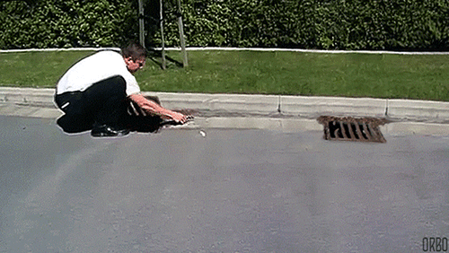 gifsboom:  Freeing baby duck. (via orbojunglist)