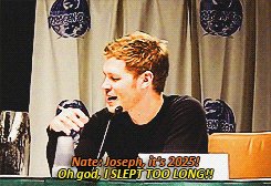 steviebuchanans-deactivated2016:  Joseph Morgan being Joseph Morgan at DragonCon