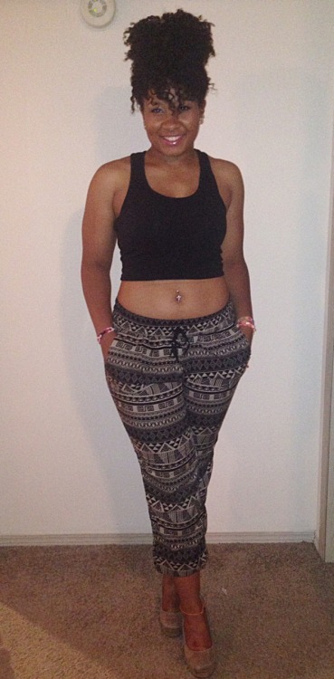 mintchocolate-chump:  maiahthemermaid:  I look better in ◼️BLACK◼️ anyway!  Yassss 😍👏