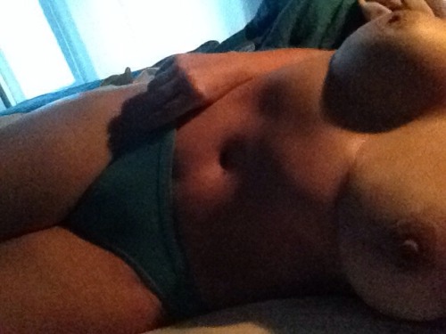 bbeetle: It’s cold and rainy baby….stay and snuggle