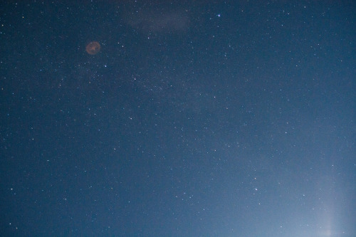 artcmis:  As promised: my basic astrophotography attempt tonight. #ontheroadave 