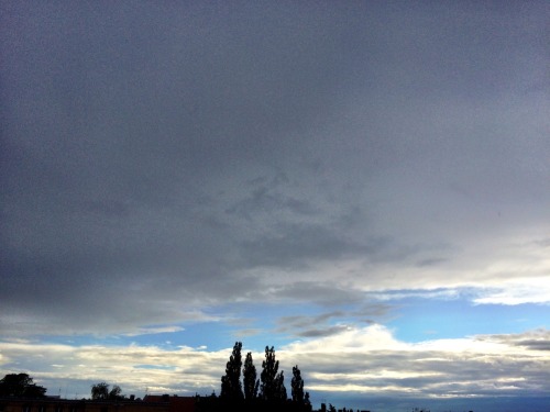 Himmel über Steglitz - 27. Juli 2015, 18:32h