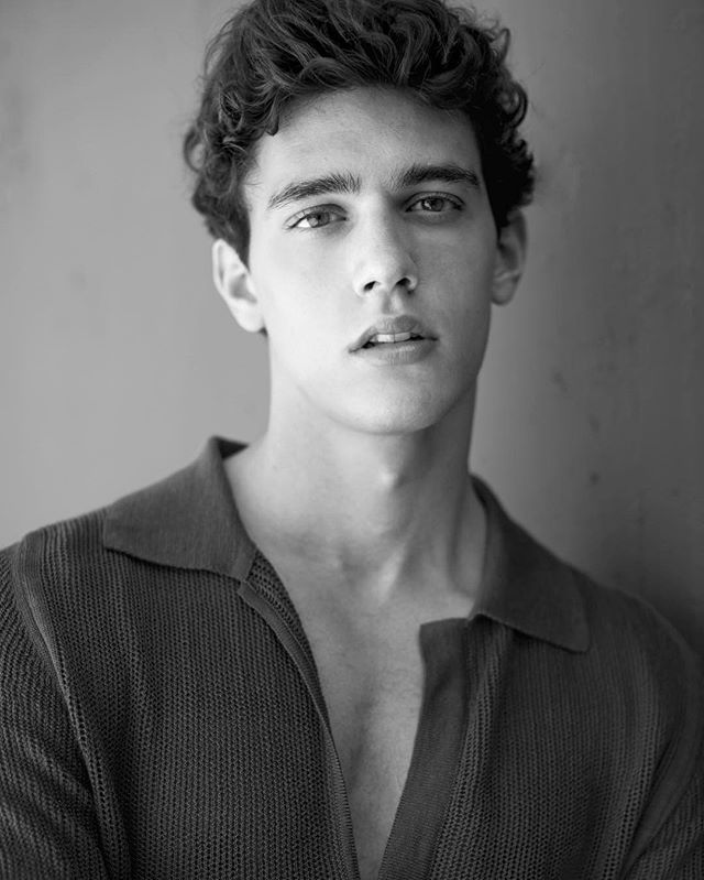 bishounenirl: Xavier Serrano: Spanish model Instagram @xserrano9 
