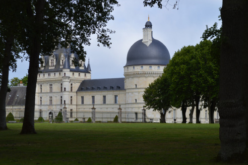 Qui dit vacances dans le Val de Loire dit Châteaux !  Et voici le premier de notre liste 