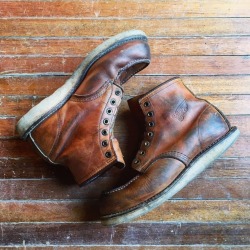 joyhomeboy:  so that’s why I love wearing boots  #redwing #redwing875 #875 #redwing875 #redwingshoes #boots #aging