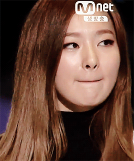 seulgin:  teary eyes ‧⁺◟( ᵒ̴̶̷̥́ ·̫ ᵒ̴̶̷̣̥̀ )