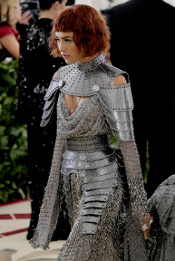 epicallyepicepicosity:  zedayacoleman: Zendaya at the 2018 MET Gala Some people see Joan of Arc.  What I see:   How did I not hear about this one until now?