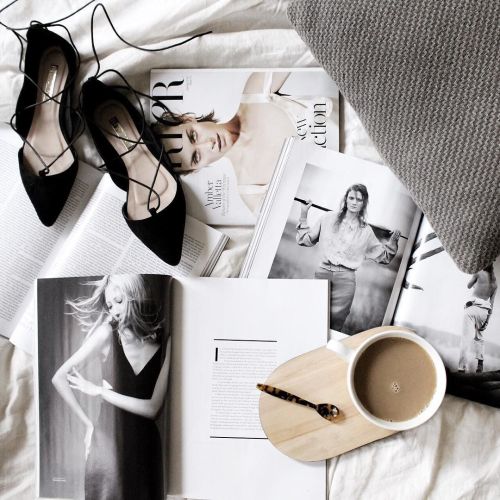 Saturday Morning Spent Submerged In Magazines, Editorials And Coffee In Bed. #heaven By Josiebarber Http://ift.tt/1VFN3bK