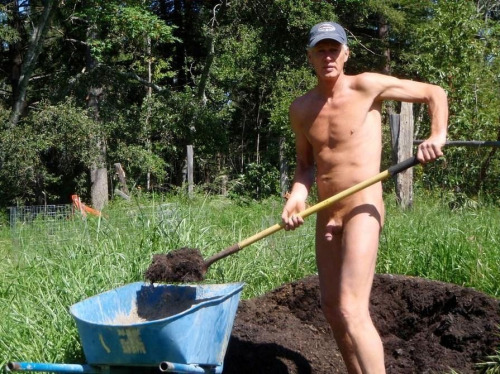 naturistforreal:    Gardening while naked, adult photos