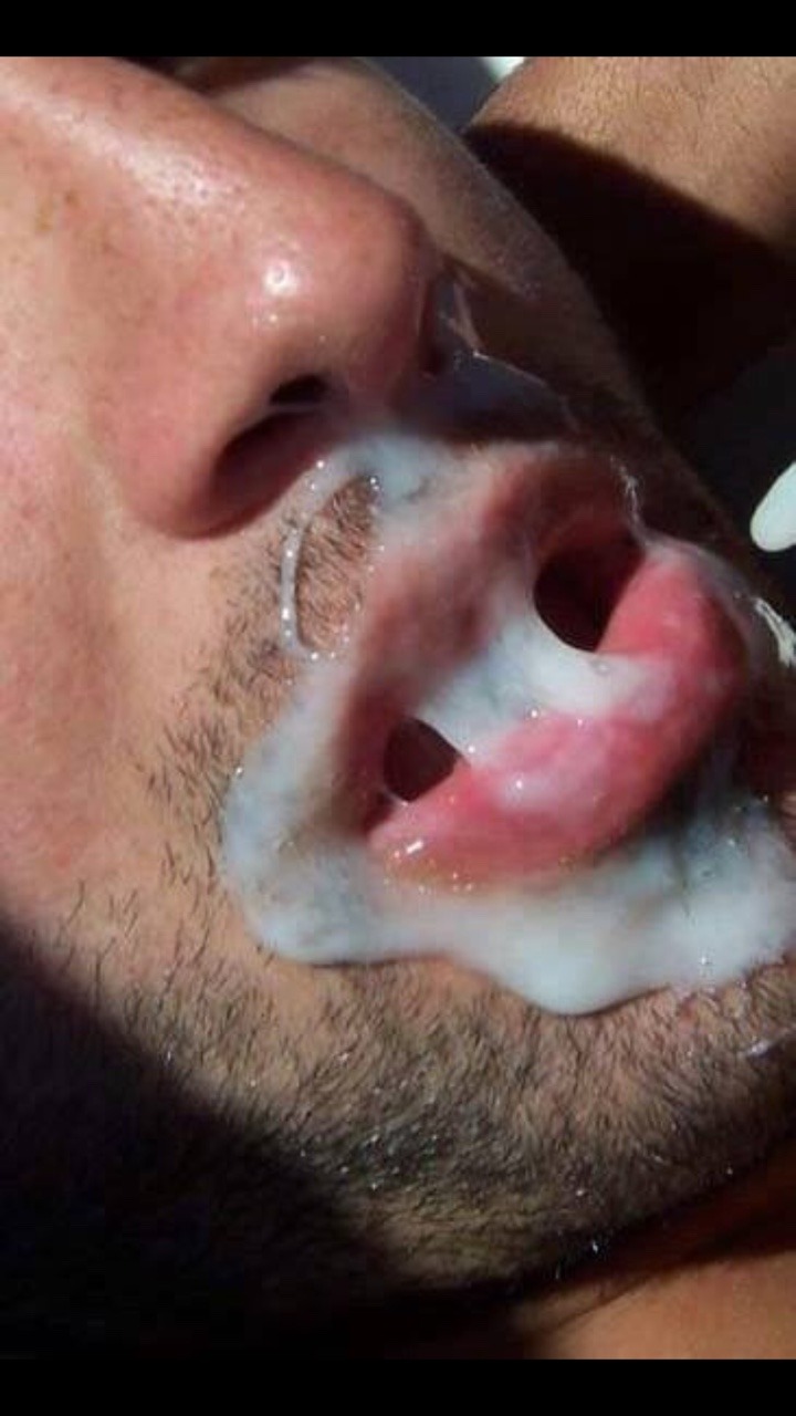 apisscumdrinker:  I’M A KINKY CUM SWALLOWING PISS DRINKING PIT LICKING BOTTOM PIG