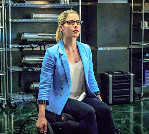 felicitysmoakdaily:  felicity in 4.12 “unchained” (x)