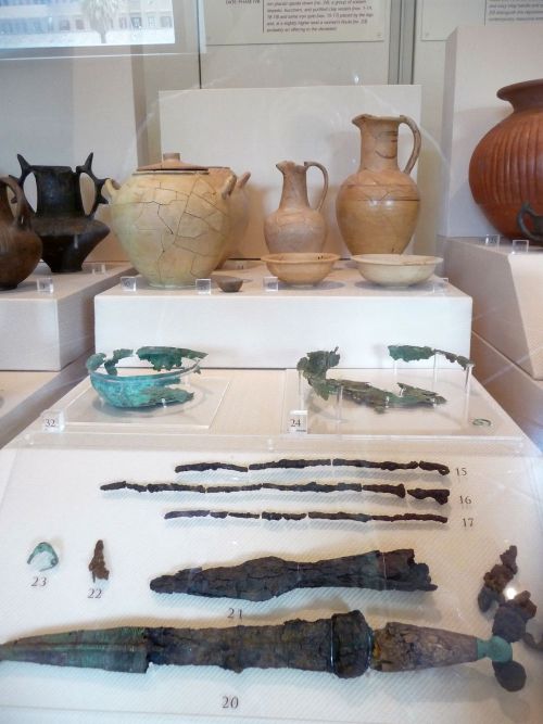 Baths of Diocletian - Necropolis of Osteria dell Osa (late 7th / early 6th century)Grave goods from 