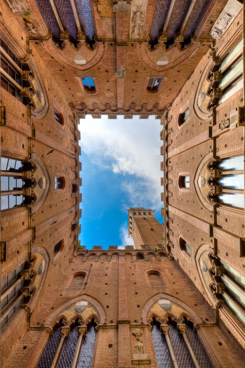 letsbuildahome-fr:Siena | Italy (by Ulrich Jakobsson)