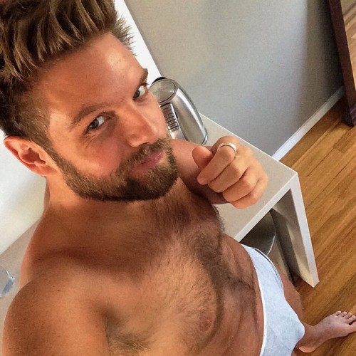 darylrickettsselfies:G’day.