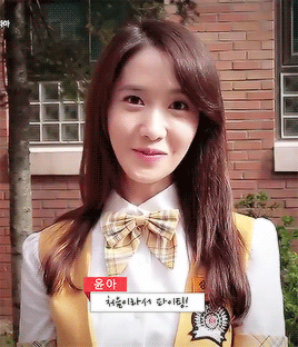 seohyuna:  yoona   ☆  behind the scenes: because it’s the first time 