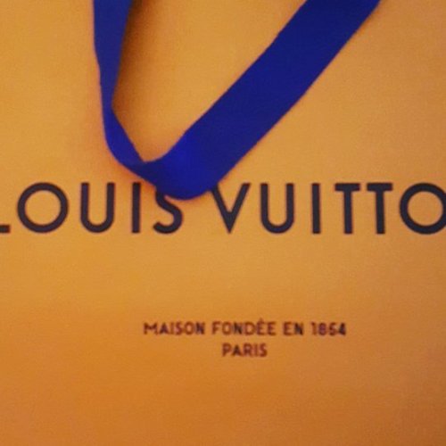 That feeling when all your hard work pays off&hellip; #feelsgood #louisvuitton #hardworkpaysoff 