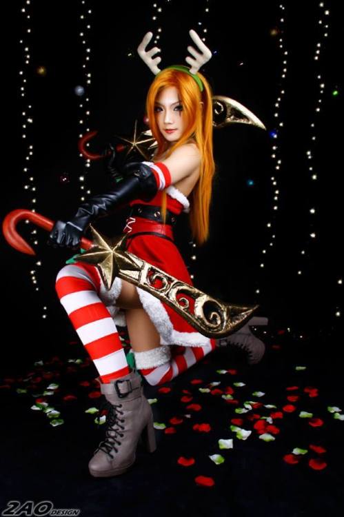 gaming-male-nation:Merry Christmas! ♥ slay belle katarina candy cane miss fortune Admin: Melissa 