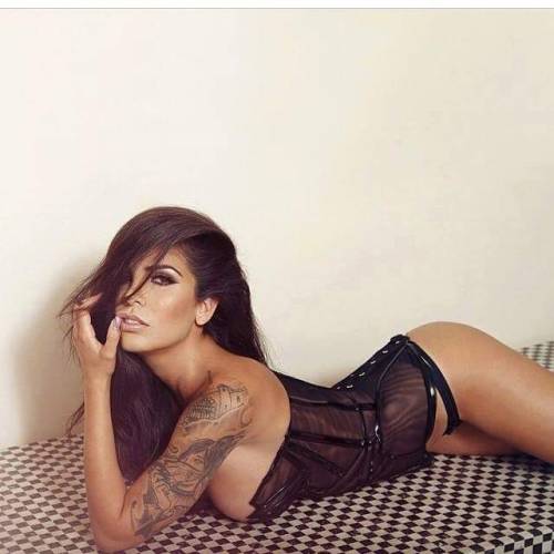 50shades-of-ink:  Cami Li