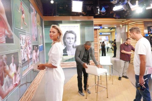 tayanahome: Maria #Sharapova “ On set of @GMA with @michaelstrahan #UNSTOPPABLE ”