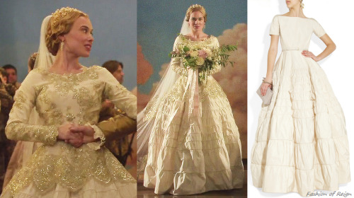 fashion-of-reign:On her wedding day in the episode 2x05 (“Blood for Blood”) Greer wears 